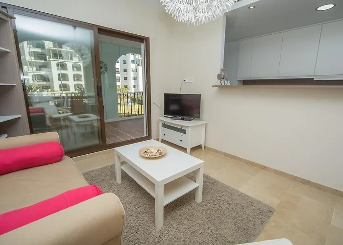 Marina De La Duquesa 213 Daire